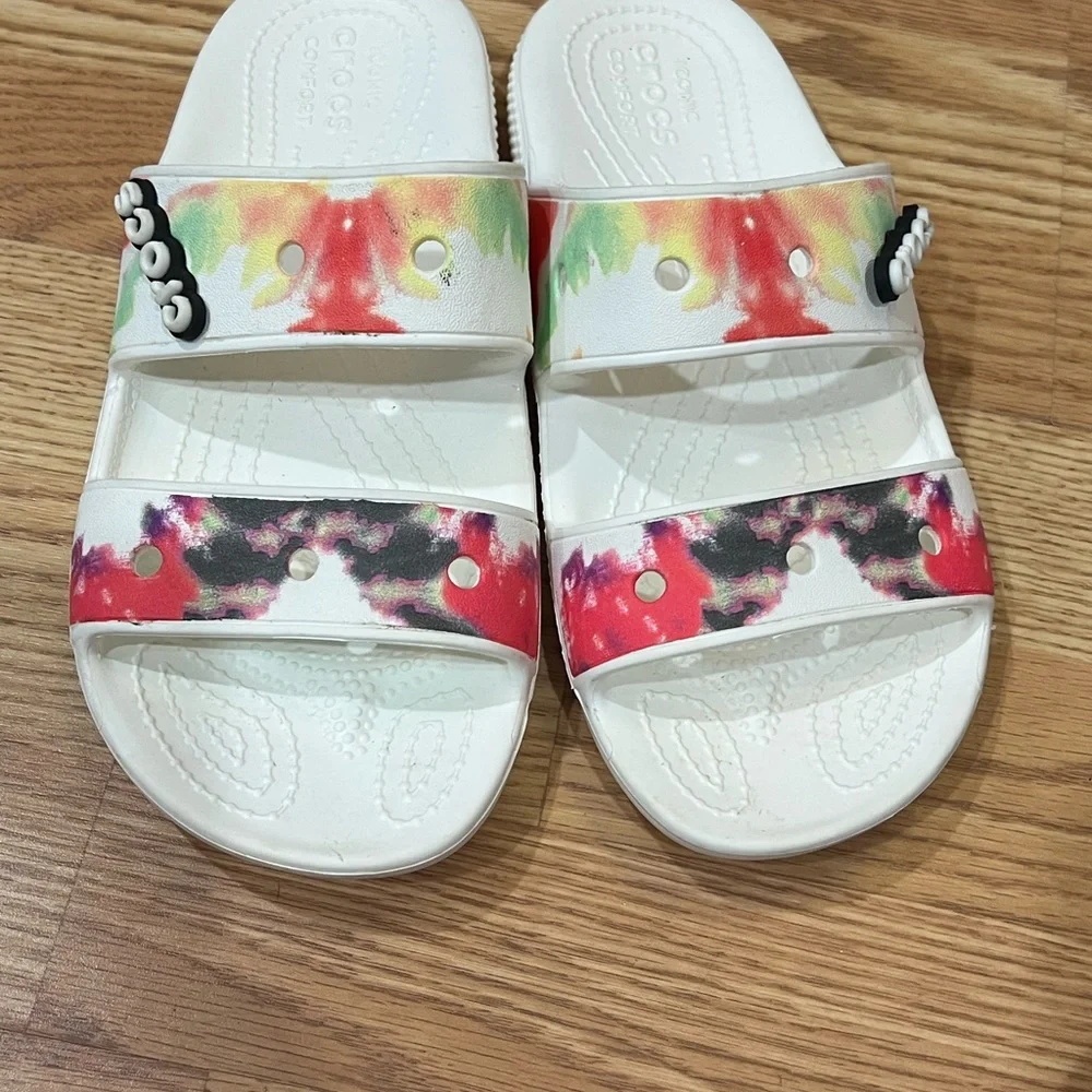 CROCS women’s size 7 flip flops - Picture 2 of 9